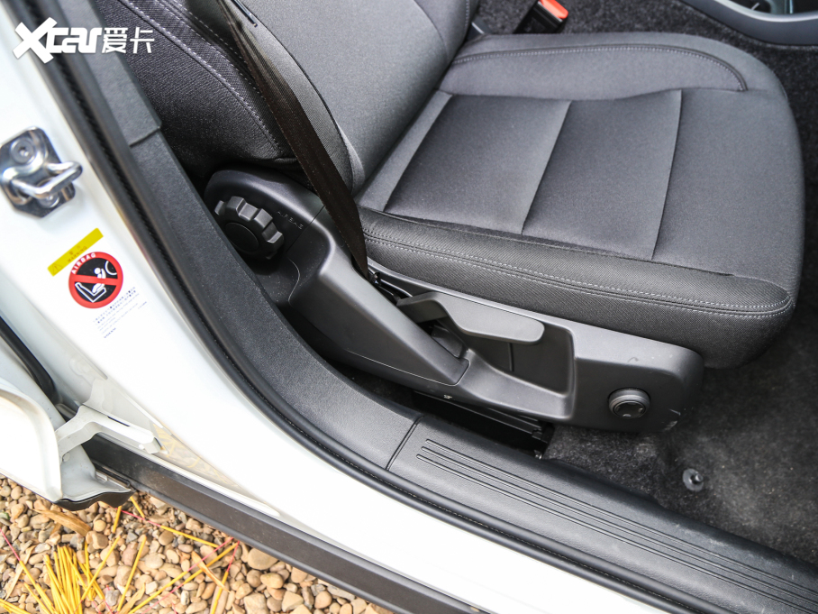 2022֠XC40 T4 (q)Еr(sh)а