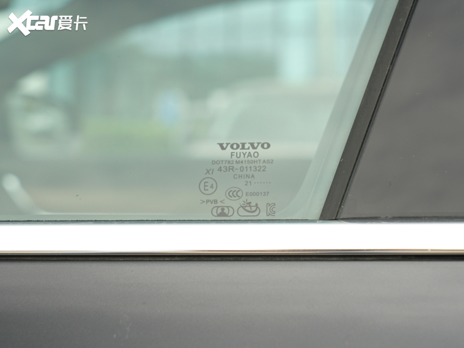 2022֠S90Դ T8 E ݺA