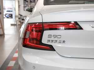 2022T8 E(q)(dng) ݺA (x)(ji)^