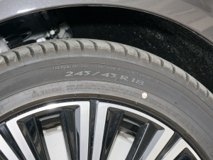 2022T8 E(q) ݺA ݆̥ߴ