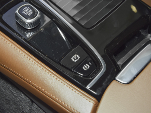 2022Ŀ T8 E źA v܇Ƅ