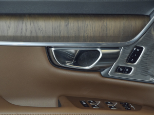 2022Ŀ T8 E źA п؅^(q)