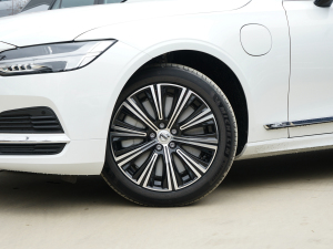 2022Ŀ T8 E ݺA ݆Ȧ