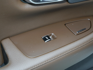 2022Ŀ T8 E ݺA ܇ƅ^