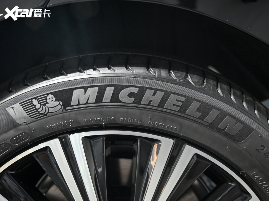 2022���֠���S90 B5 ���ݺ��A��