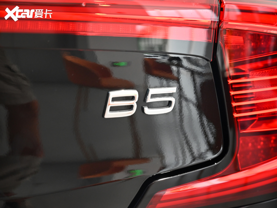 2022֠S90 B5 ݺA