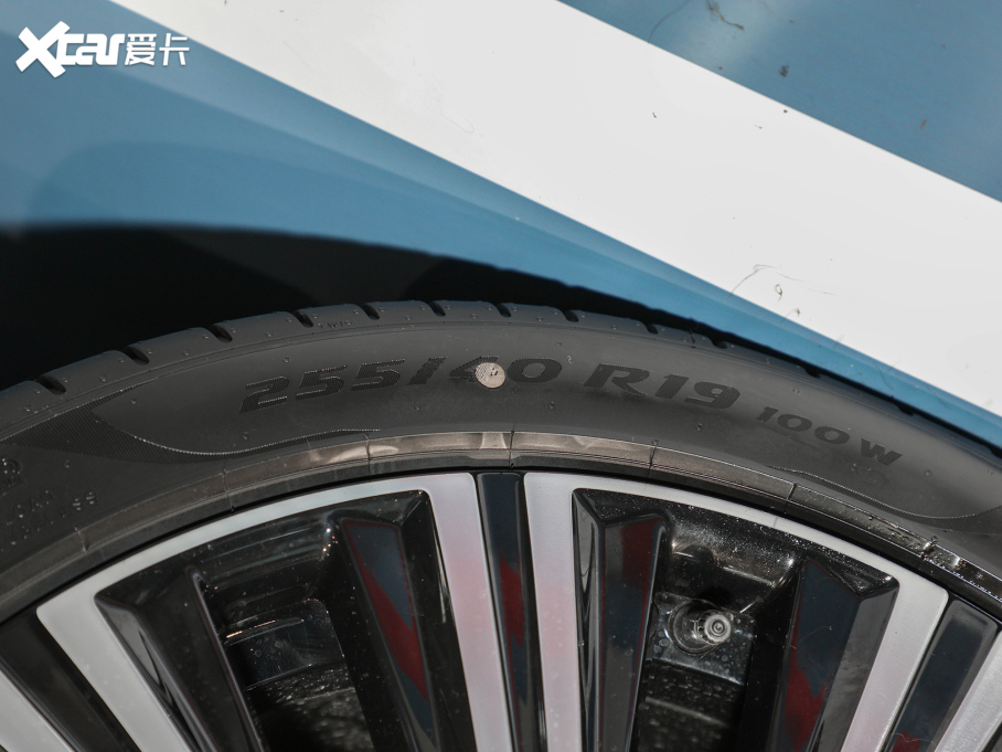 2022���֠���S90 B5 ���h���A��