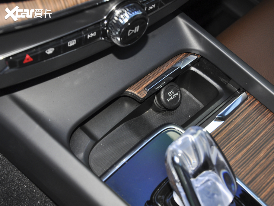 2023֠XC60Դ T8 늻 LmhA