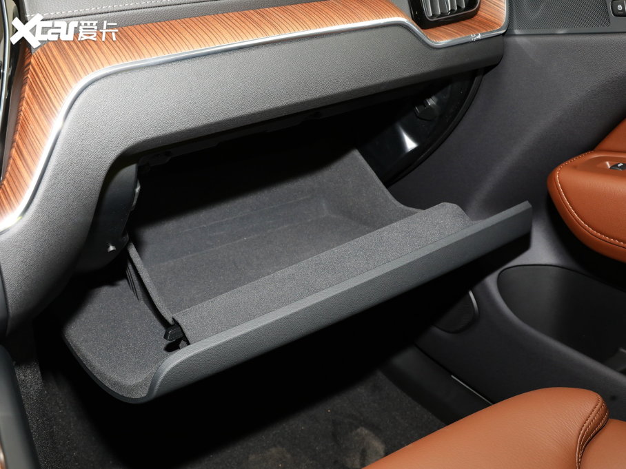 2023֠XC60Դ T8 늻 LmhA