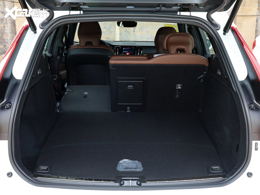 2023֠XC60Դ T8 늻(dng) L(zhng)m(x)(q)h(yun)A(l)