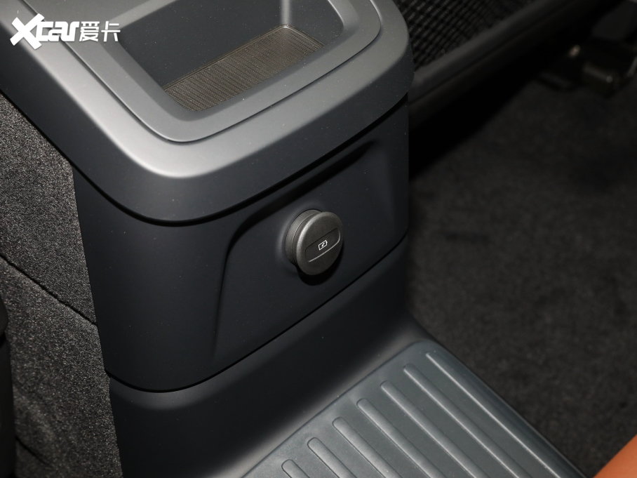 2023֠XC60Դ T8 늻 LmhA