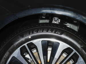 2023T8ʽτ LmݺA ݆̥Ʒ