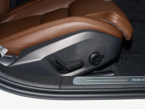 2023T8ʽτ (q)Lm(x)źA g