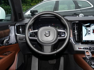 2023T8ʽτ (q)Lm(x)źA P