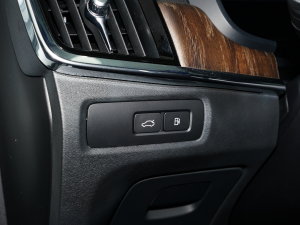 2023T8ʽτ LmźA п؅^