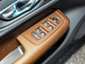 2023B4 ݺA {܇ƅ^(q)	