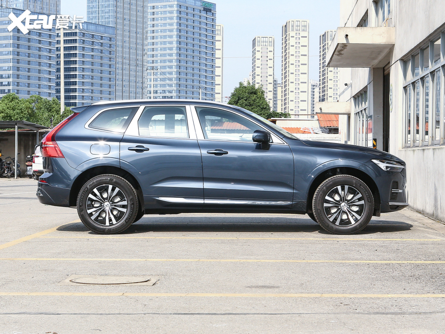 2023֠XC60 B5 ݺA