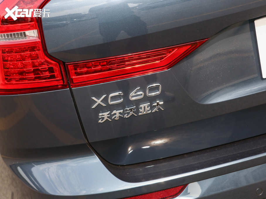 2023֠XC60 B5 (q)ݺA