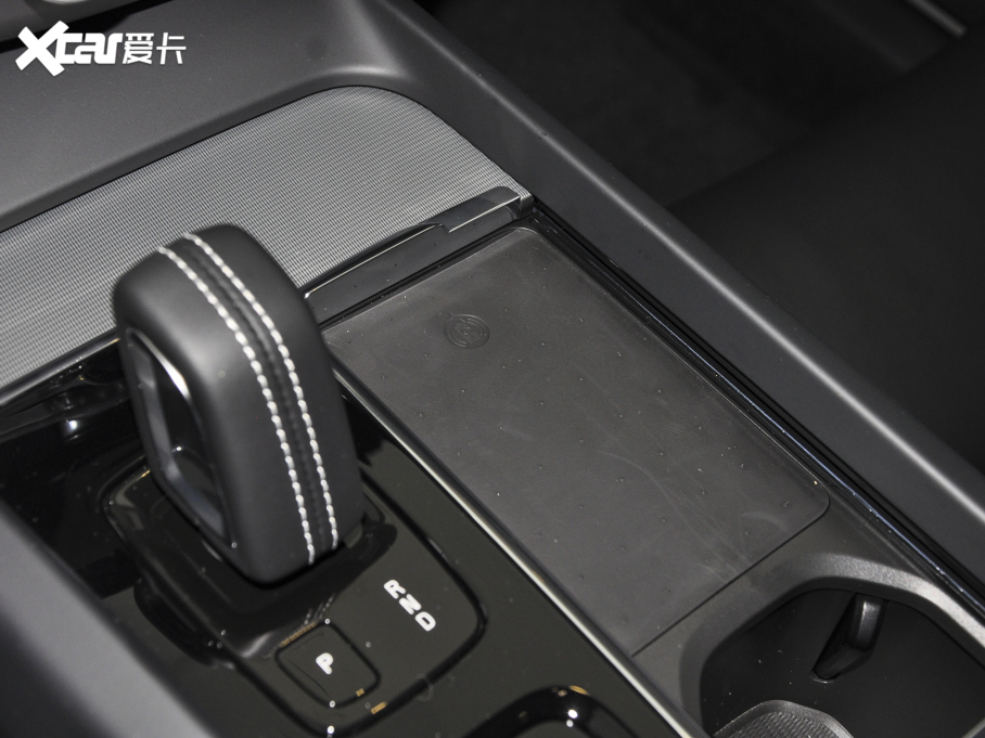 2023֠XC60 B5 (q)h(yun)\Ӱ