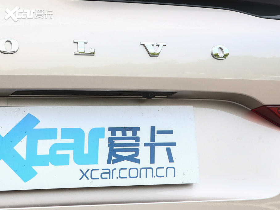 2023֠XC60 B5 (q)źA