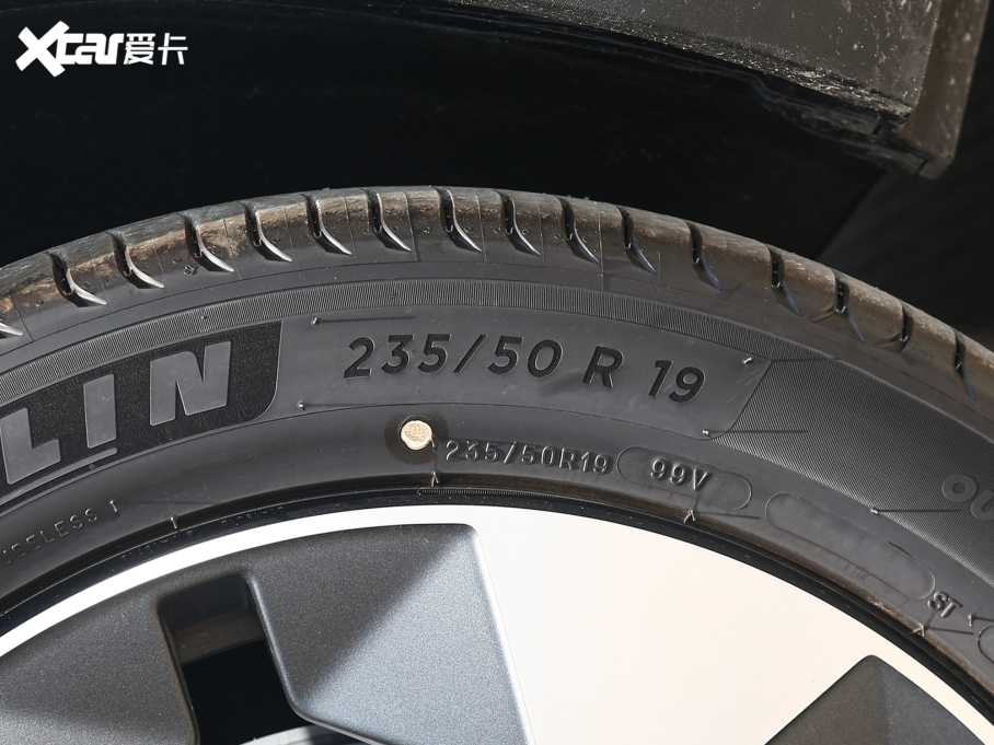 2023֠XC40 B4 (q)h(yun)A