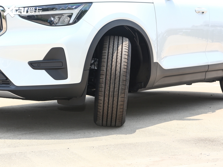 2023���֠���XC40 B3 ���h(yu��n)���A��