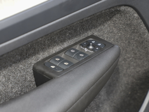 2023B3 h\Ӱ п؅^(q)