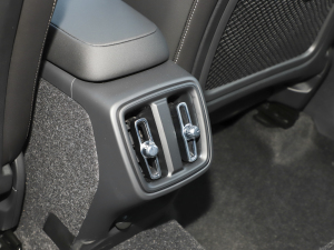 2023B3 h\Ӱ п؅^(q)