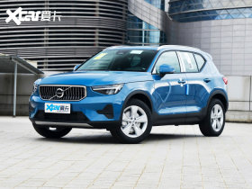 2023֠XC40 