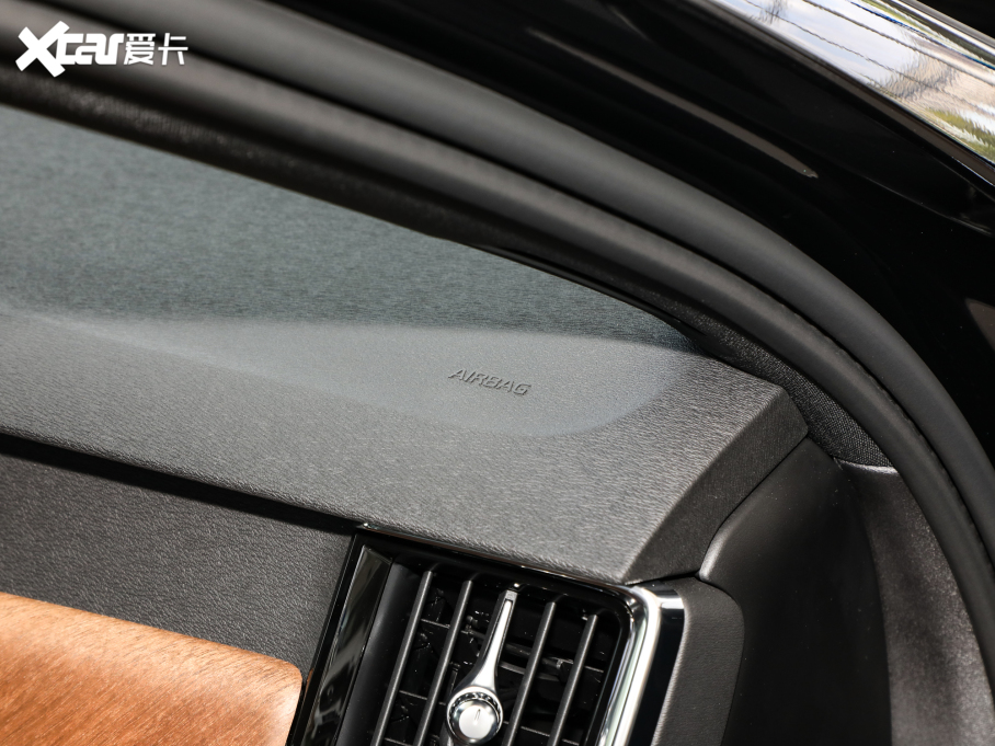 2024���֠���S90 B5 ���ݺ��A��