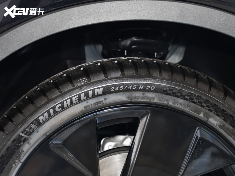 2024֠XC40 B4 hOҹڰ