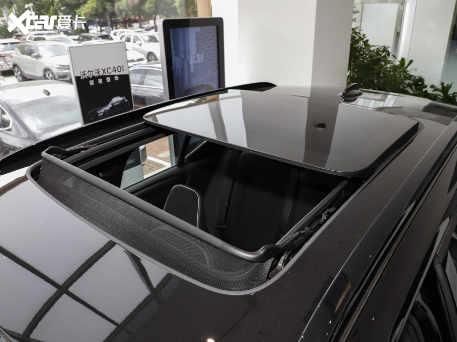 2024֠XC40 B4 hOҹڰ