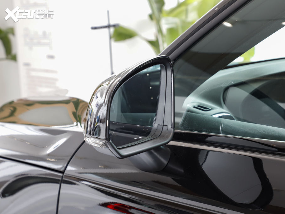 2024֠XC40 B4 hOҹڰ