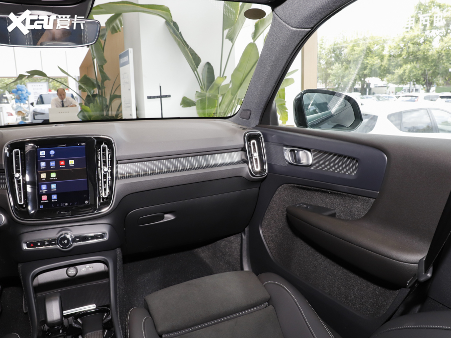 2024֠XC40 B4 (q)h(yun)Oҹڰ