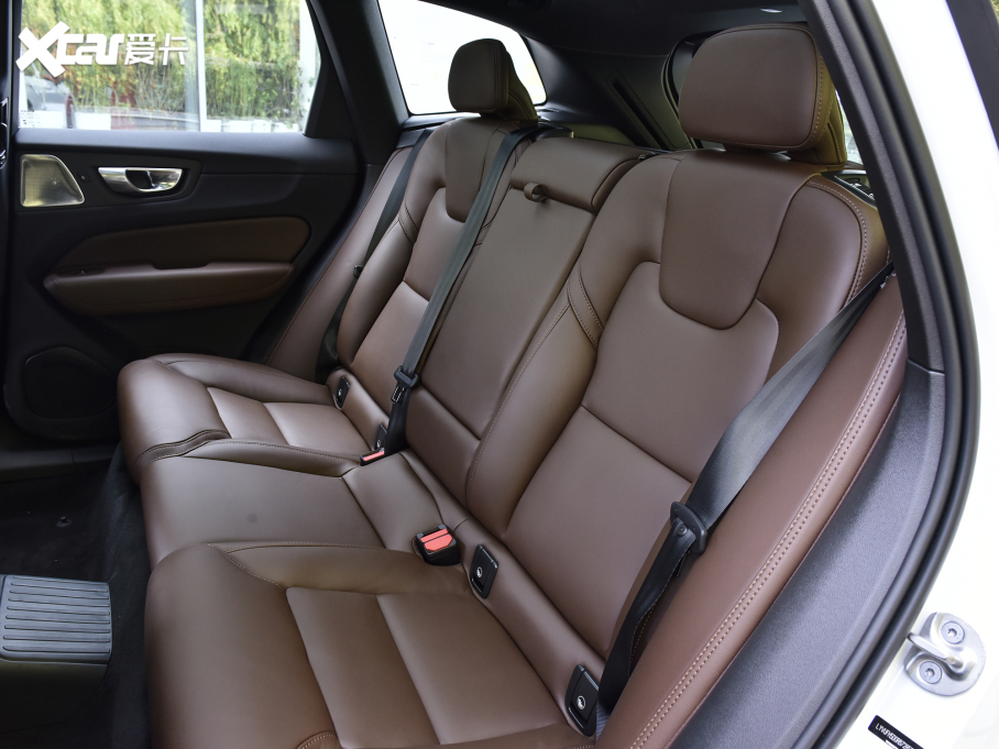 2024֠XC60Դ T8 ʽτ (q) Lm(x) źA 