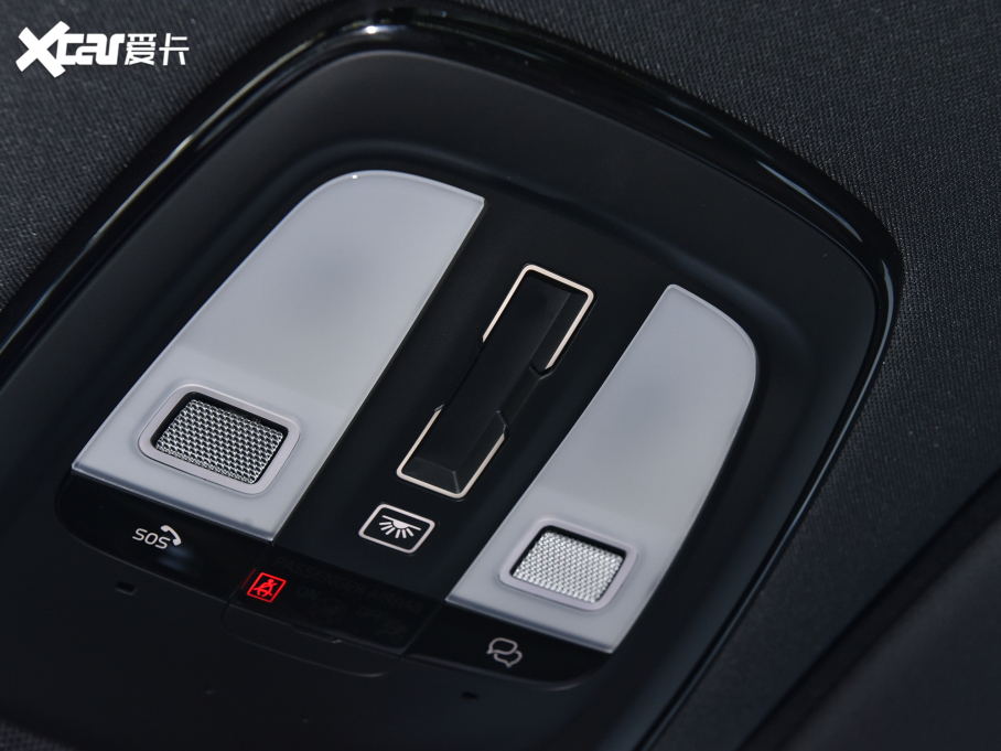 2024֠XC60Դ T8 ʽτ(dng) (q) L(zhng)m(x) źA 