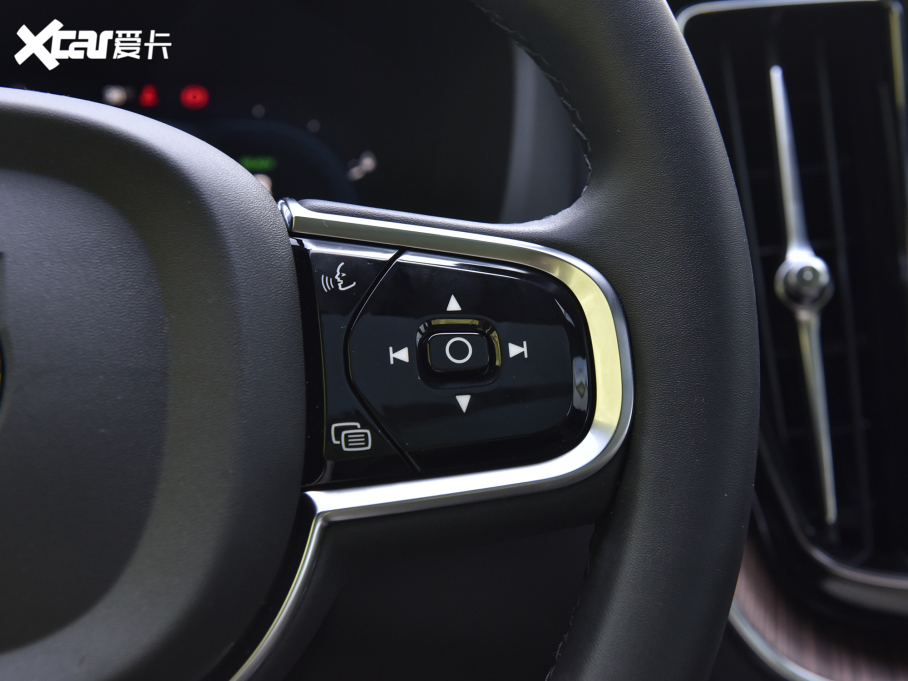 2024֠XC60Դ T8 ʽτ  Lm źA 