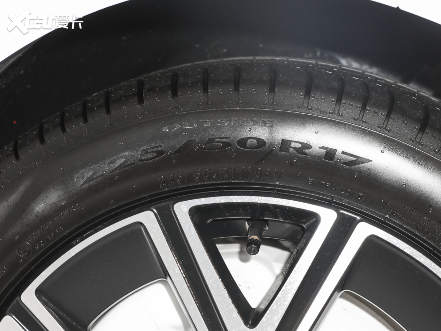 2025���֠���S60 B4 ���ݺ��A��