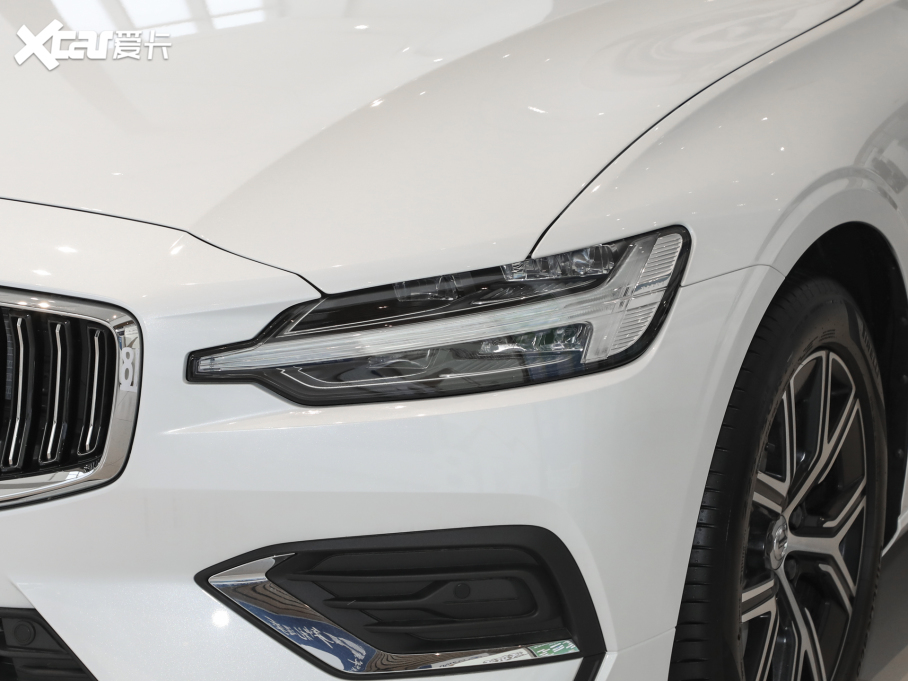 2025���֠���S60 B4 ���ݺ��A��