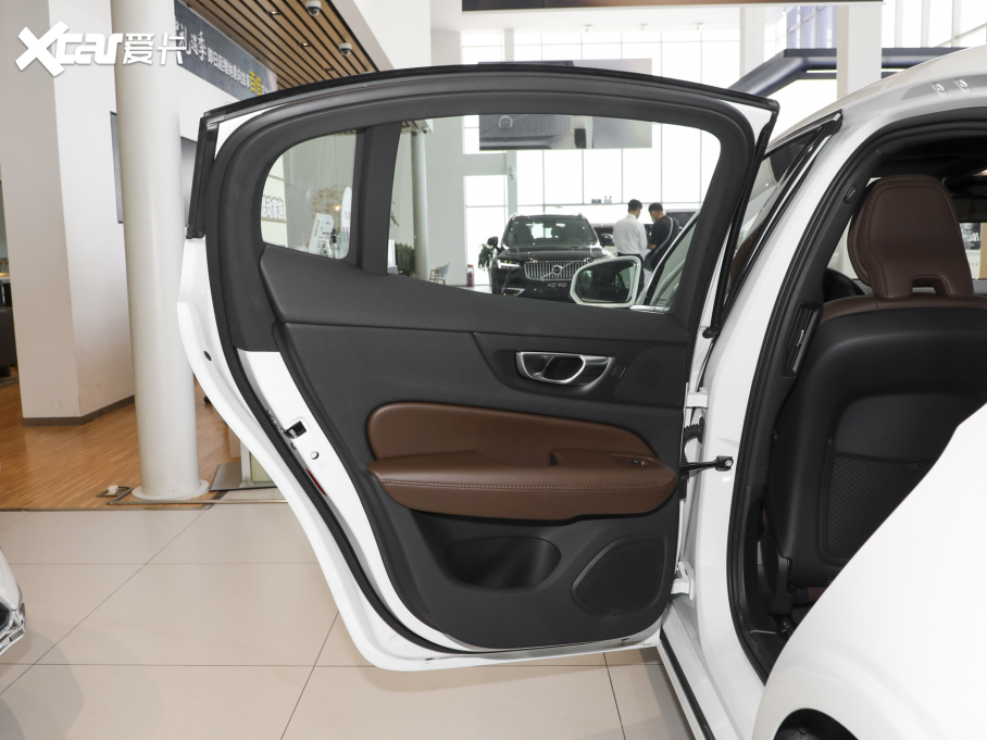 2025���֠���S60 B4 ���ݺ��A��