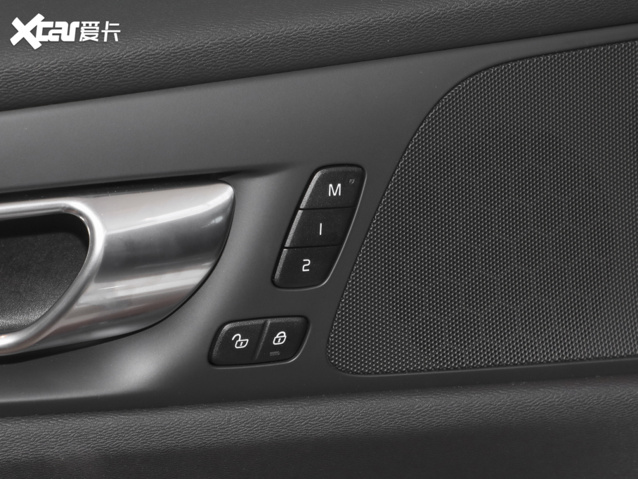 2025���֠���S60 B4 ���ݺ��A��