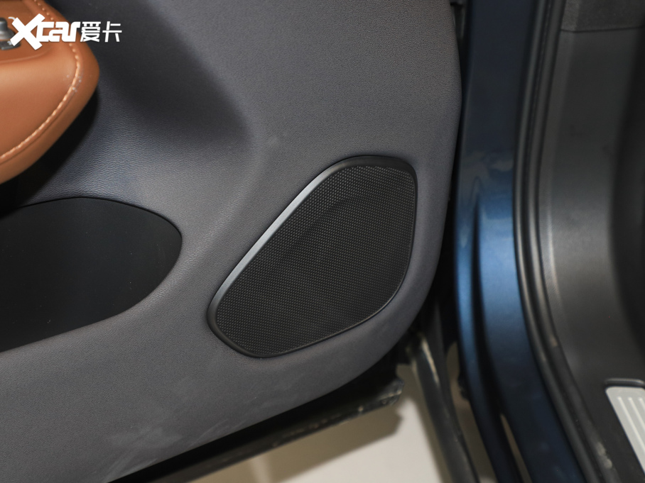 2025���֠���XC60 B5 ������ݺ��A��