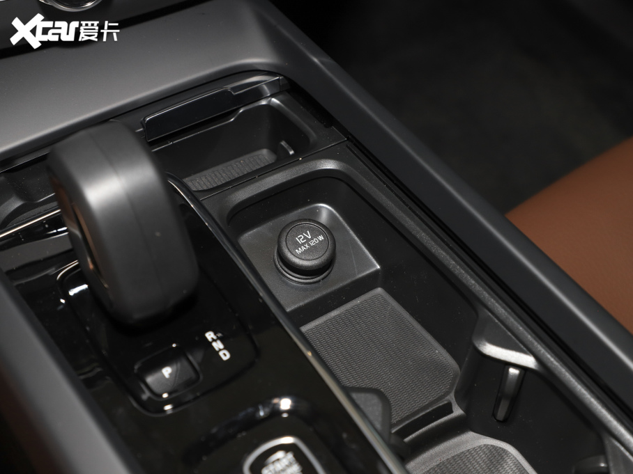 2025���֠���XC60 B5 ���(q��)���ݺ��A��