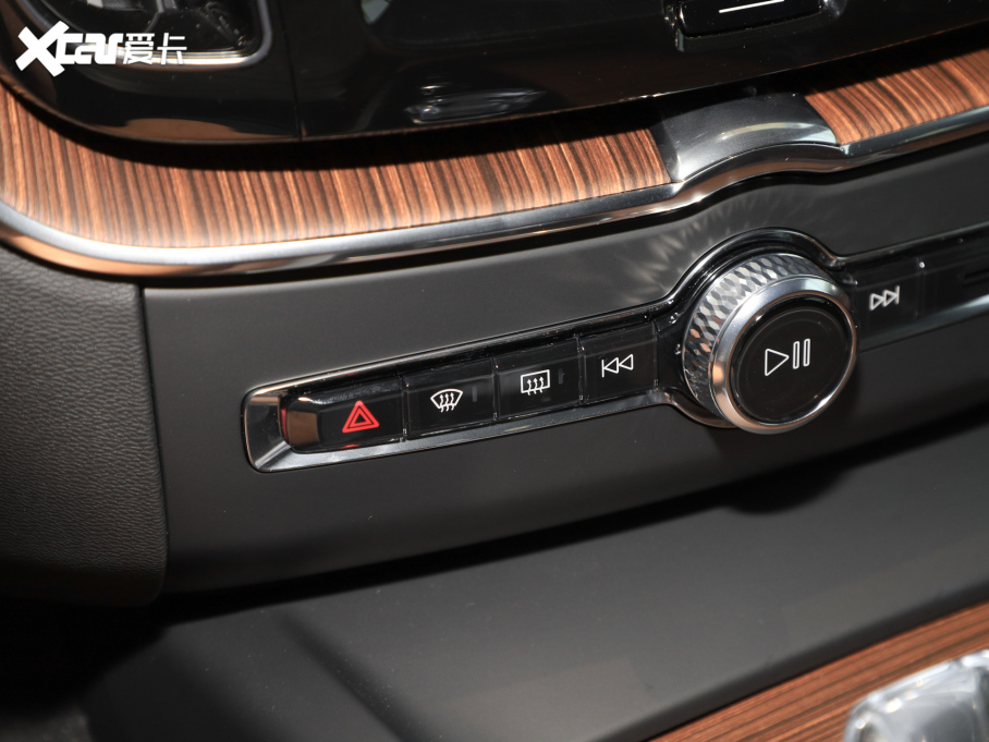 2025֠XC60 B5 (q)h(yun)A