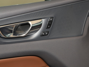 2025B5 (q)ݺA п؅^(q)