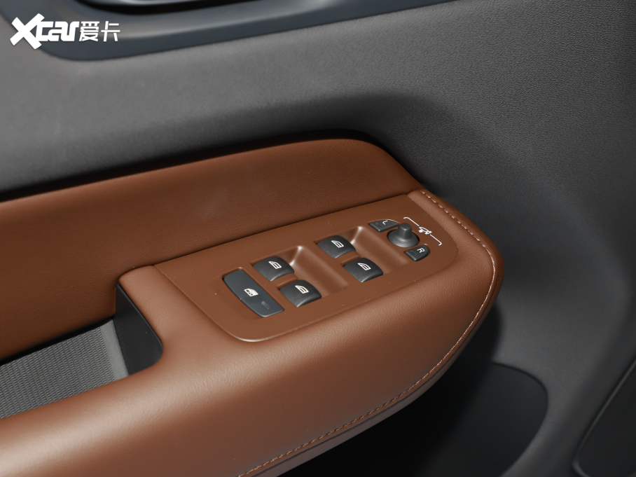 2025���֠���XC60����Դ ���ʽ��τ��� ���h���A�� 