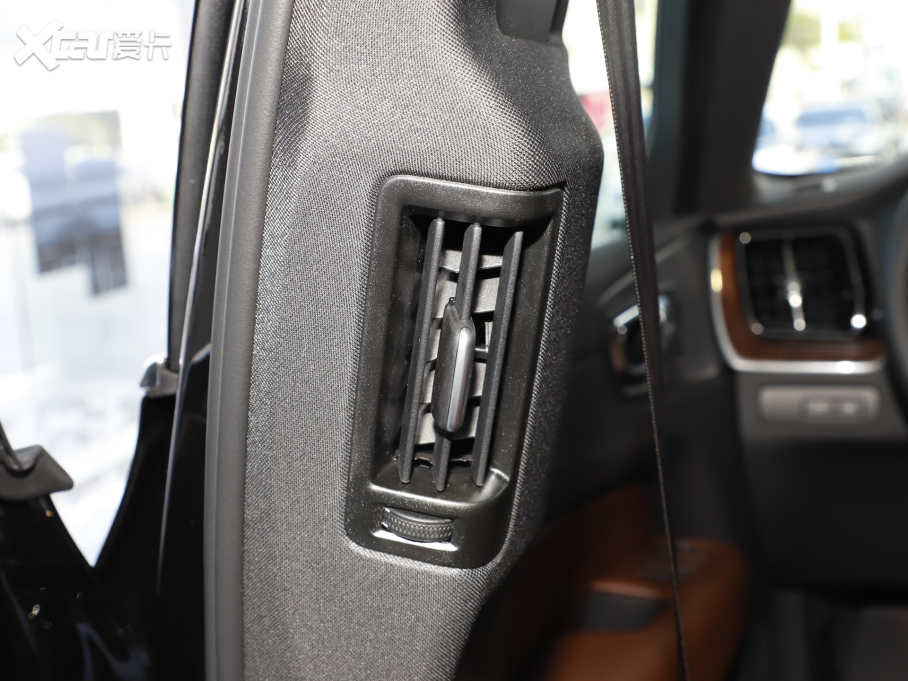 2025���֠���XC60����Դ ���ʽ��τ��� ���h���A�� 