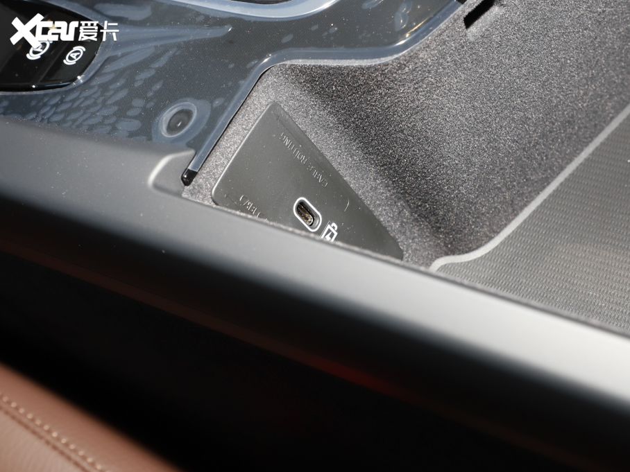 2025���֠���XC60����Դ ���ʽ��τ��� ���h���A�� 