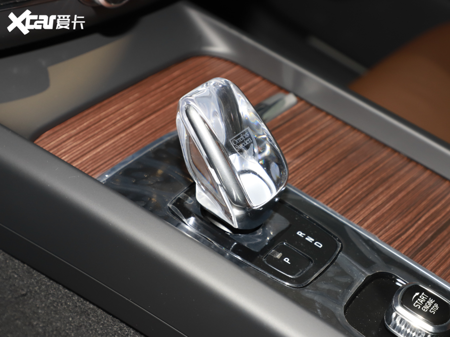 2025֠XC60Դ ʽτ hA 