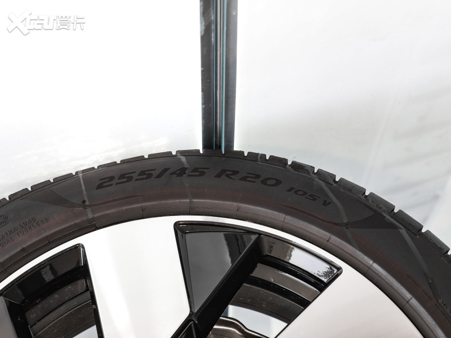 2025֠XC60Դ ʽτ(dng) źA 